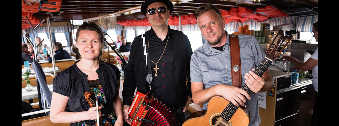 Artistiristeily m/s Ikaalinen - Jarkko Helin & Cajun Comets